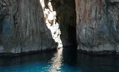 Grotte di Leuca in Barca: Guida alle Escursioni